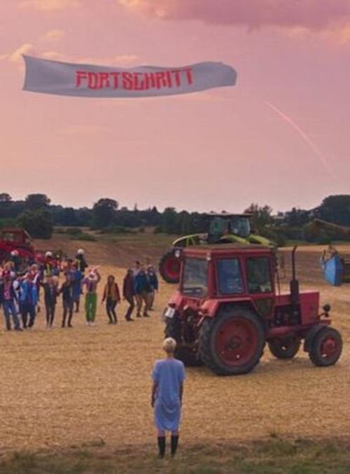 Titelbild des Films Rote Sterne Ueberm Feld